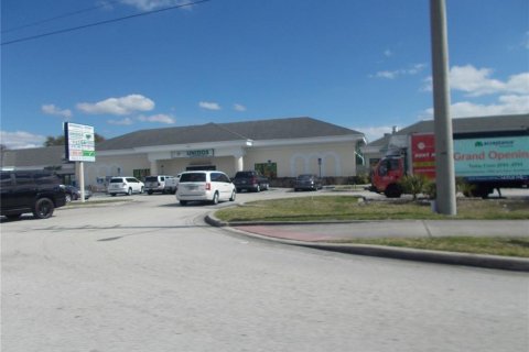 Terrain à vendre à Kissimmee, Floride № 215428 - photo 10