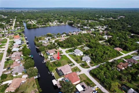 Terreno en venta en Port Charlotte, Florida № 1249255 - foto 13