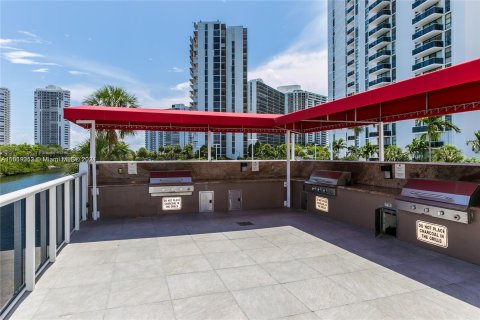 Copropriété à vendre à Aventura, Floride: 2 chambres, 90.3 m2 № 1119429 - photo 24