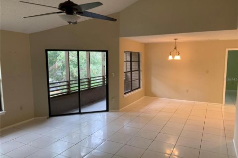 Condominio en venta en Palm Harbor, Florida, 2 dormitorios, 97.55 m2 № 1414870 - foto 2