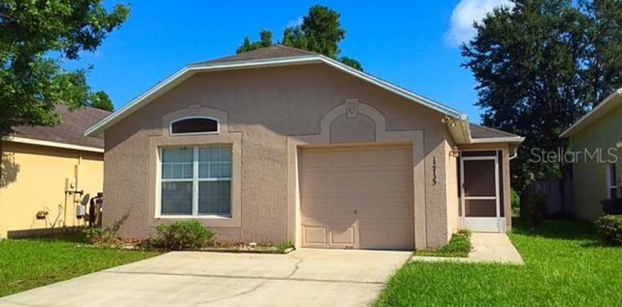 House in Orlando, Florida 3 bedrooms, 113.34 sq.m. № 1392090