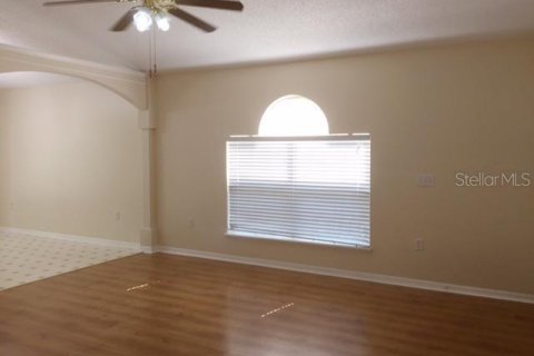 House in Orlando, Florida 3 bedrooms, 113.34 sq.m. № 1392090 - photo 6