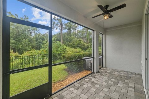 Townhouse in CITRON GROVE in Odessa, Florida 3 bedrooms, 159.42 sq.m. № 1312394 - photo 4