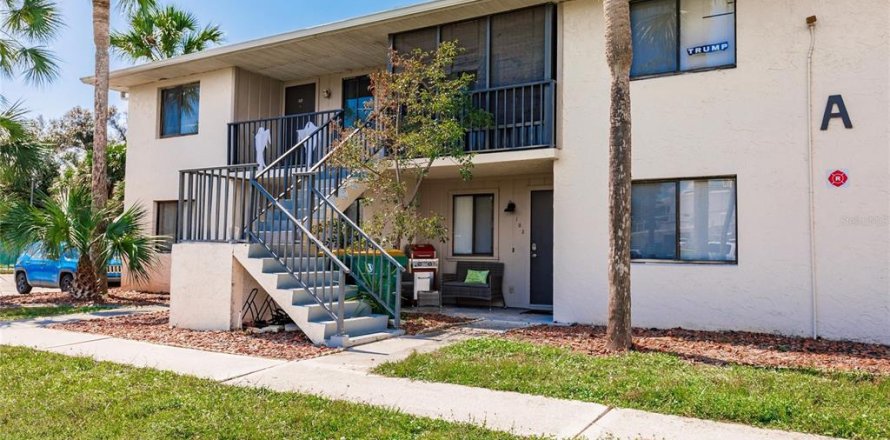 Condominio en Punta Gorda, Florida, 2 dormitorios  № 1403309