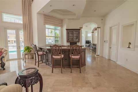 Villa ou maison à vendre à North Miami Beach, Floride: 5 chambres, 565.96 m2 № 1117147 - photo 11