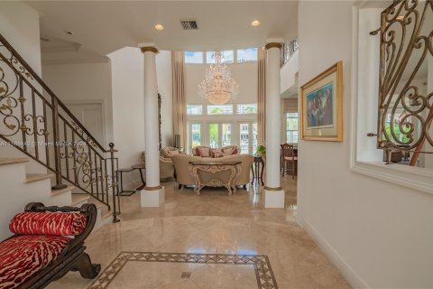 Villa ou maison à vendre à North Miami Beach, Floride: 5 chambres, 565.96 m2 № 1117147 - photo 8