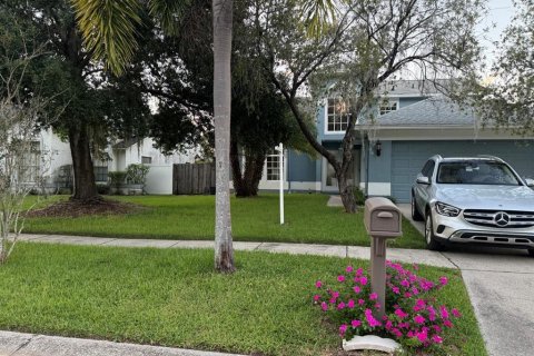 Casa en venta en Tampa, Florida, 4 dormitorios, 218.13 m2 № 1370315 - foto 28