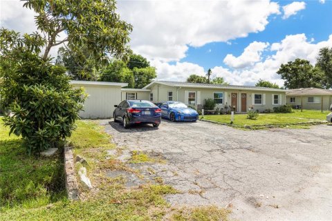 Immobilier commercial à vendre à North Port, Floride: 159.33 m2 № 1409650 - photo 1