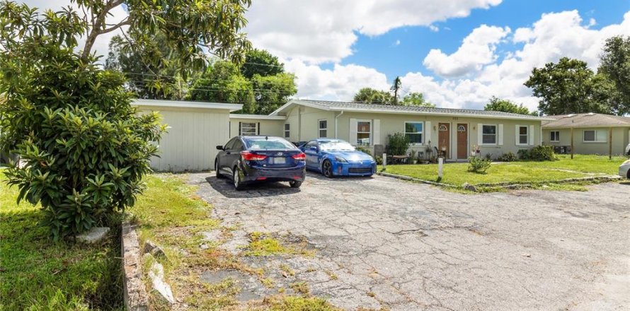 Immobilier commercial à North Port, Floride 159.33 m2 № 1409650