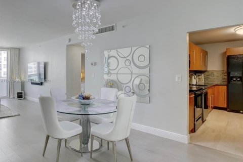 Copropriété à vendre à Hollywood, Floride: 1 chambre, 82.03 m2 № 1147254 - photo 6