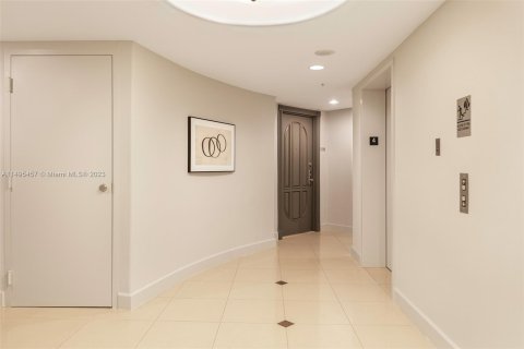 Condo in Aventura, Florida, 2 bedrooms  № 874007 - photo 20