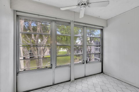 Copropriété à vendre à Tamarac, Floride: 1 chambre, 69.68 m2 № 1102172 - photo 6