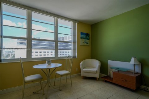 Condominio en venta en Miami Beach, Florida, 2 dormitorios, 110.55 m2 № 1399469 - foto 12