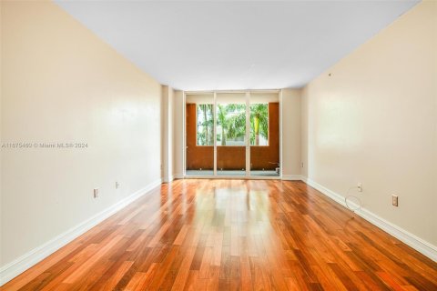 Copropriété à vendre à Miami, Floride: 1 chambre, 70.14 m2 № 1399507 - photo 3