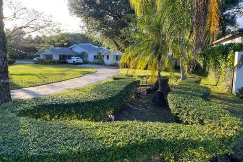 Villa ou maison à vendre à Palmetto Bay, Floride: 5 chambres, 392.23 m2 № 1208926 - photo 9