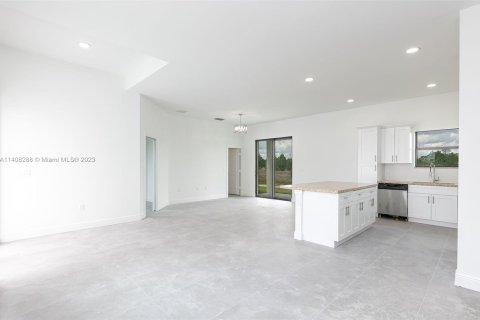 Casa en venta en Lehigh Acres, Florida, 3 dormitorios, 138.52 m2 № 568305 - foto 15