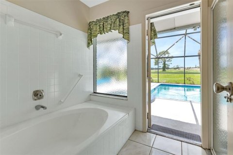 Villa ou maison à vendre à North Port, Floride: 3 chambres, 231.42 m2 № 1265545 - photo 16