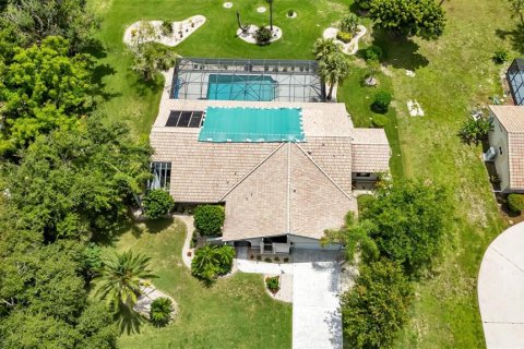 Villa ou maison à vendre à North Port, Floride: 3 chambres, 231.42 m2 № 1265545 - photo 7