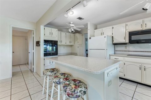 Casa en venta en North Port, Florida, 3 dormitorios, 231.42 m2 № 1265545 - foto 28