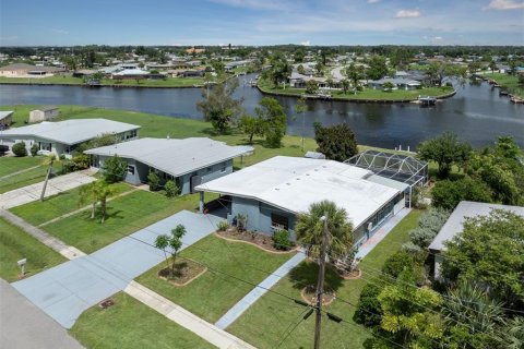 Villa ou maison à vendre à North Port, Floride: 3 chambres, 175.21 m2 № 1265549 - photo 20