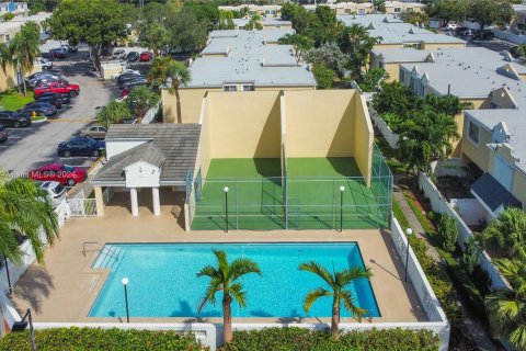 Condominio en venta en Miami, Florida, 3 dormitorios, 117.99 m2 № 1399951 - foto 20