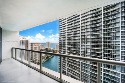 Condominio en venta en Miami, Florida, 2 dormitorios, 108.42 m2 № 1399992 - foto 12