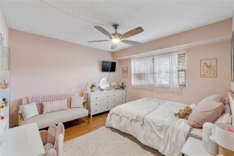 Copropriété à vendre à Fort Lauderdale, Floride: 2 chambres, 90.58 m2 № 1096390 - photo 10