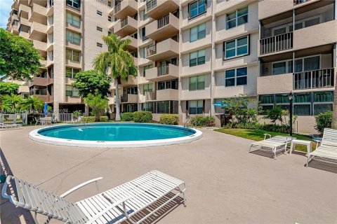 Copropriété à vendre à Pompano Beach, Floride: 2 chambres, 84.63 m2 № 1220663 - photo 29