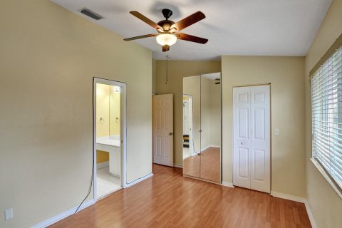Townhouse in Pembroke Pines, Florida 2 bedrooms, 103.49 sq.m. № 1102234 - photo 21