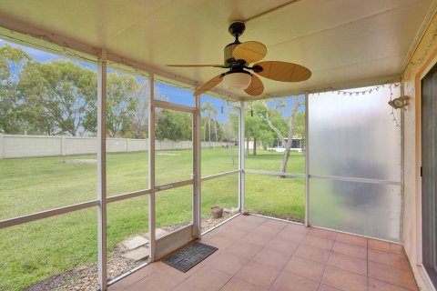 Touwnhouse à vendre à Pembroke Pines, Floride: 2 chambres, 103.49 m2 № 1102234 - photo 12