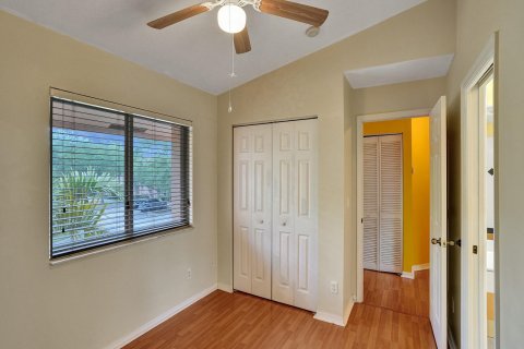 Townhouse in Pembroke Pines, Florida 2 bedrooms, 103.49 sq.m. № 1102234 - photo 14