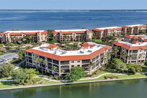 Copropriété à vendre à Punta Gorda, Floride: 2 chambres, 167.5 m2 № 1314509 - photo 2