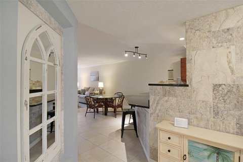 Condominio en alquiler en Sarasota, Florida, 2 dormitorios, 89.09 m2 № 930808 - foto 11