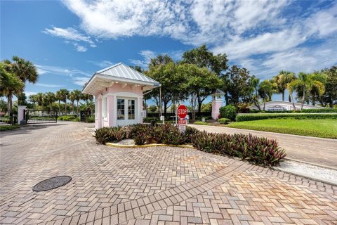 Condo in Saint Petersburg, Florida, 2 bedrooms  № 1367846 - photo 28