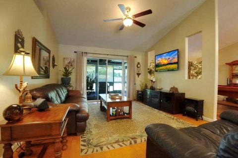 House in Wellington, Florida 3 bedrooms, 153.1 sq.m. № 1151480 - photo 23