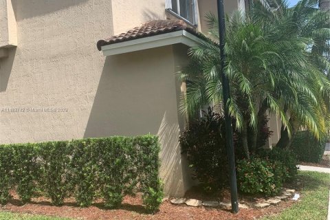 Adosado en venta en Homestead, Florida, 2 dormitorios, 127.28 m2 № 829949 - foto 4