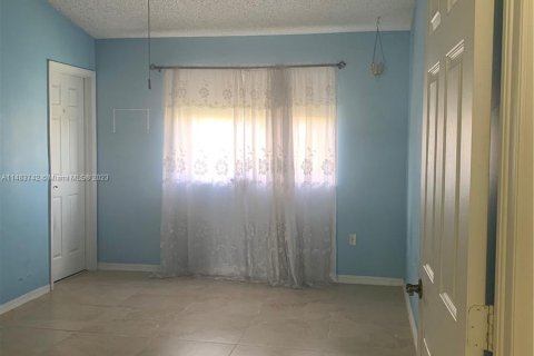 Townhouse in Homestead, Florida 2 bedrooms, 127.28 sq.m. № 829949 - photo 17