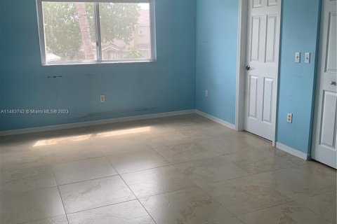 Townhouse in Homestead, Florida 2 bedrooms, 127.28 sq.m. № 829949 - photo 20