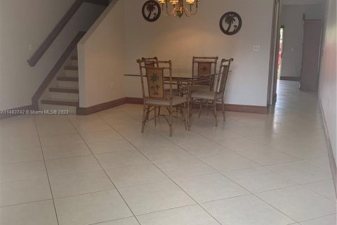 Adosado en venta en Homestead, Florida, 2 dormitorios, 127.28 m2 № 829949 - foto 6