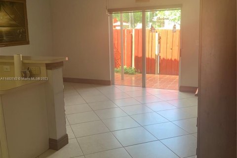 Adosado en venta en Homestead, Florida, 2 dormitorios, 127.28 m2 № 829949 - foto 13