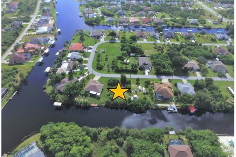 Land in Port Charlotte, Florida № 946930 - photo 3