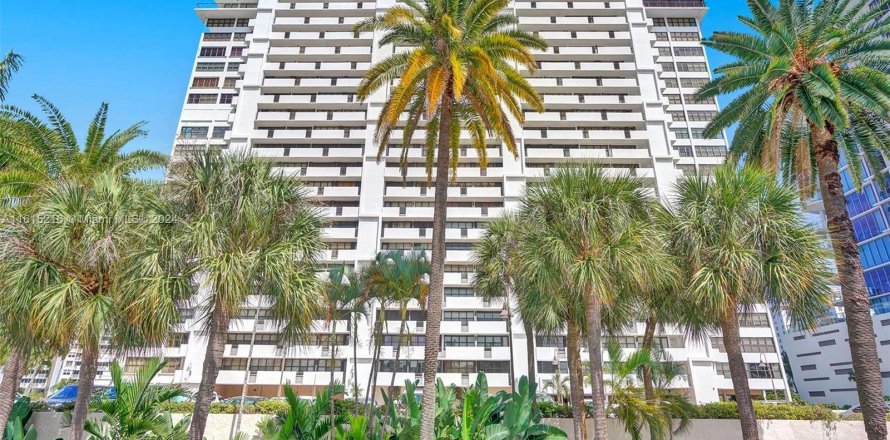 Condo à Fort Lauderdale, Floride, 2 chambres  № 1236989