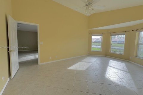 Villa ou maison à vendre à Boynton Beach, Floride: 3 chambres, 199.18 m2 № 1116448 - photo 16