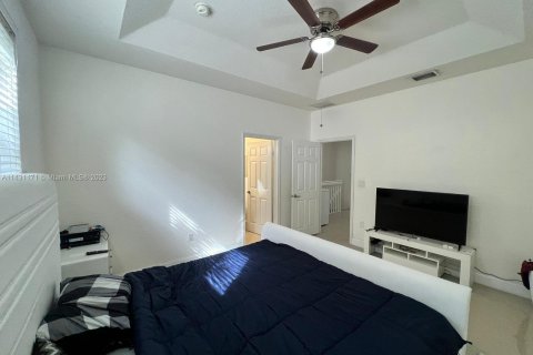 Townhouse in Doral, Florida 3 bedrooms, 142.23 sq.m. № 652333 - photo 27