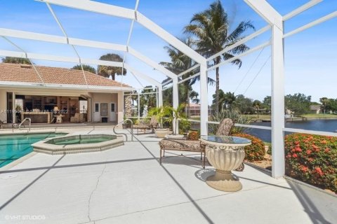 Casa en venta en Punta Gorda, Florida, 3 dormitorios, 334.26 m2 № 6189 - foto 12