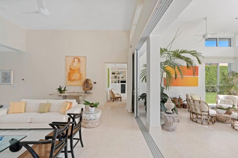 Villa ou maison à vendre à Palm Beach, Floride: 9 chambres, 823.02 m2 № 976510 - photo 15