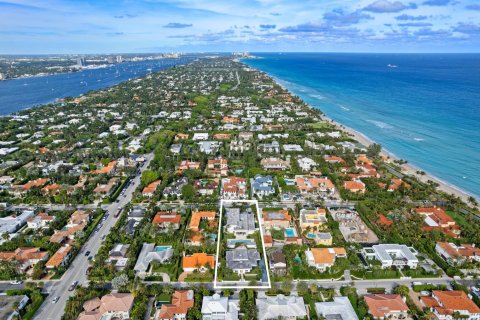 House in Palm Beach, Florida 9 bedrooms, 823.02 sq.m. № 976510 - photo 25