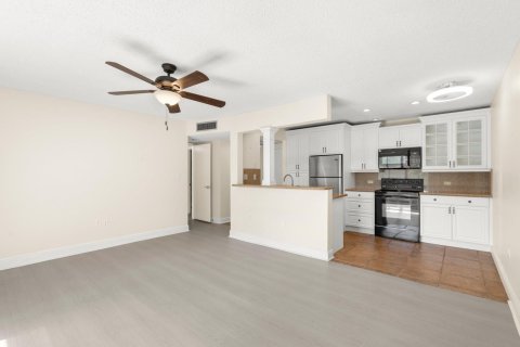 Condominio en venta en Tamarac, Florida, 1 dormitorio, 63.17 m2 № 1104482 - foto 20