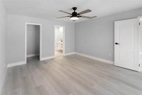 Casa en venta en Sunrise, Florida, 4 dormitorios, 170.66 m2 № 1155480 - foto 13