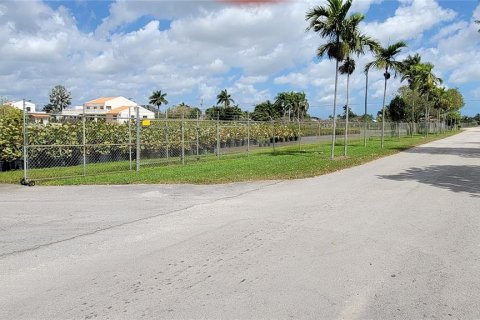 Immobilier commercial à vendre à Miami, Floride № 5498 - photo 2